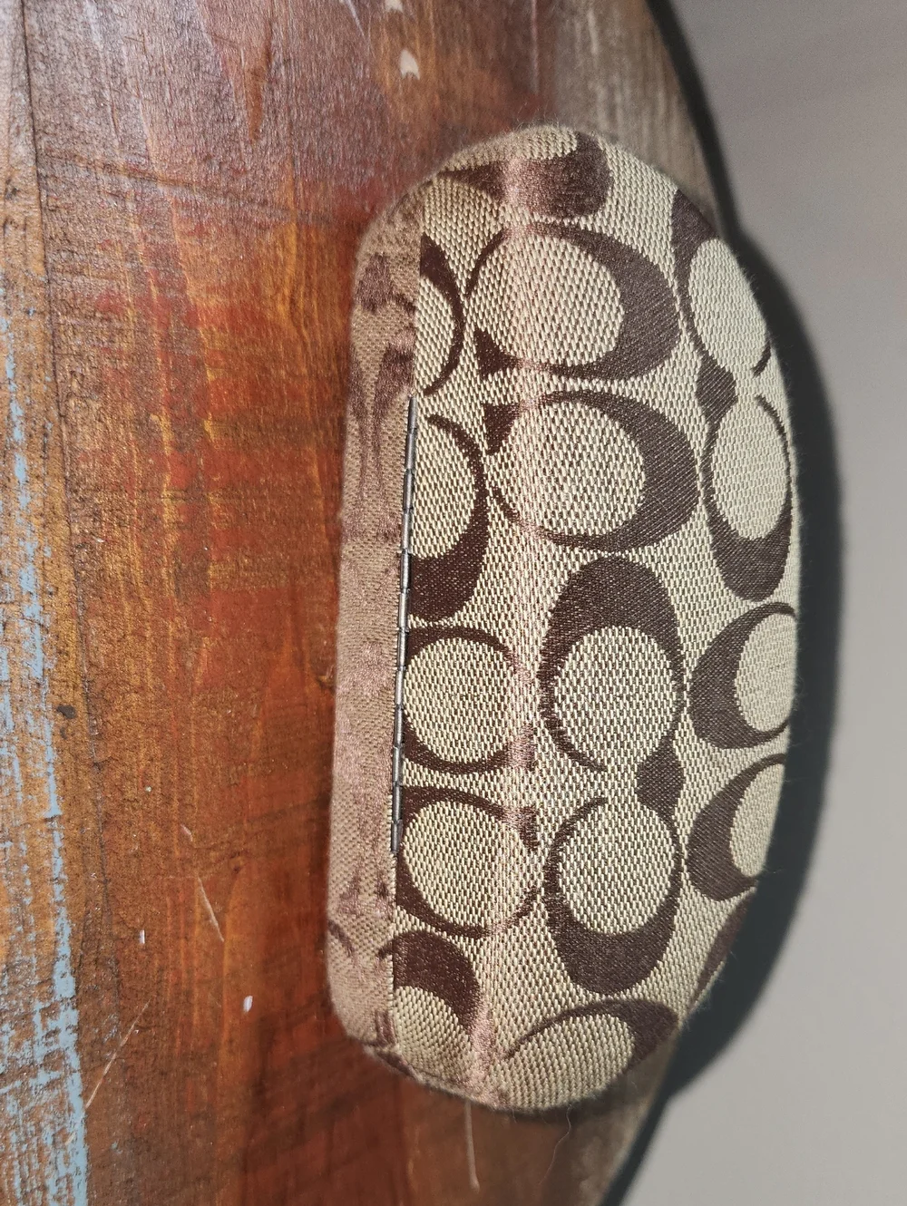 Coach Sunglass Signature Brown Case